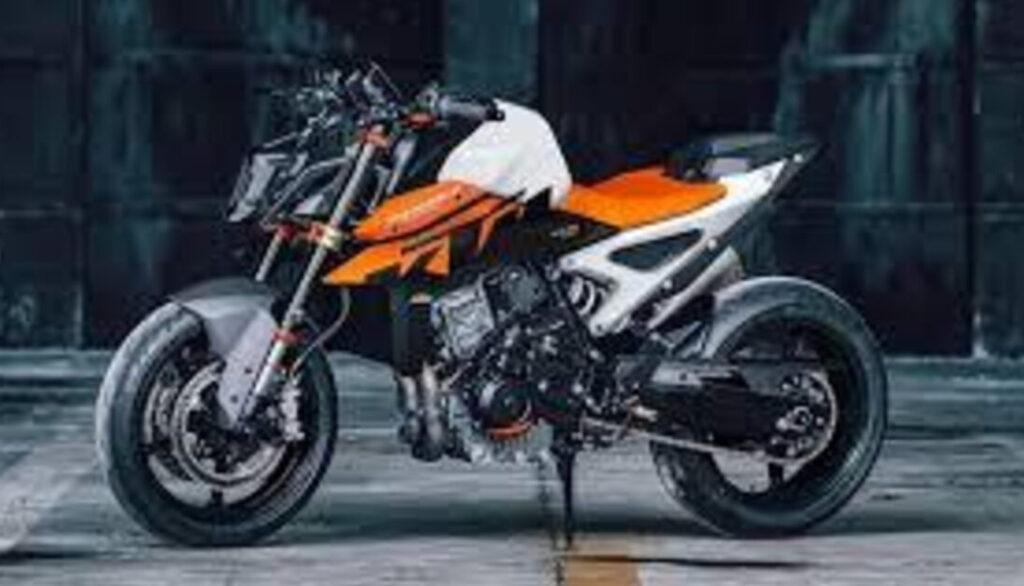 GaadiDrive.com | 2026 KTM Duke 990 Unleashed in Europe With Striking New Colors !