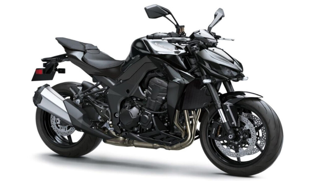 GaadiDrive.com | Massive 2026 Kawasaki Z1100 Launched in India at Rs12.79 Lakh !