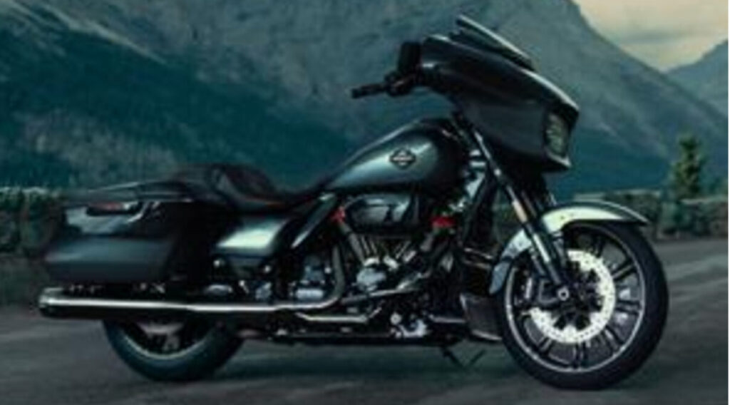 GaadiDrive.com | Meet the 2025 Harley-Davidson CVO Street Glide: Luxury, Power & Presence at ₹63.03 Lakh
